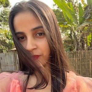 Meet your Posher, Manisha